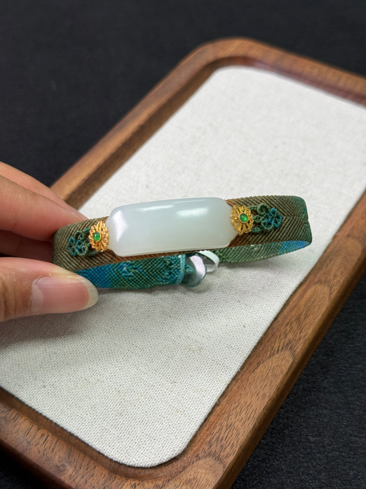 Ivory Current – White Cord Bracelet | Hetian nephrite jade
