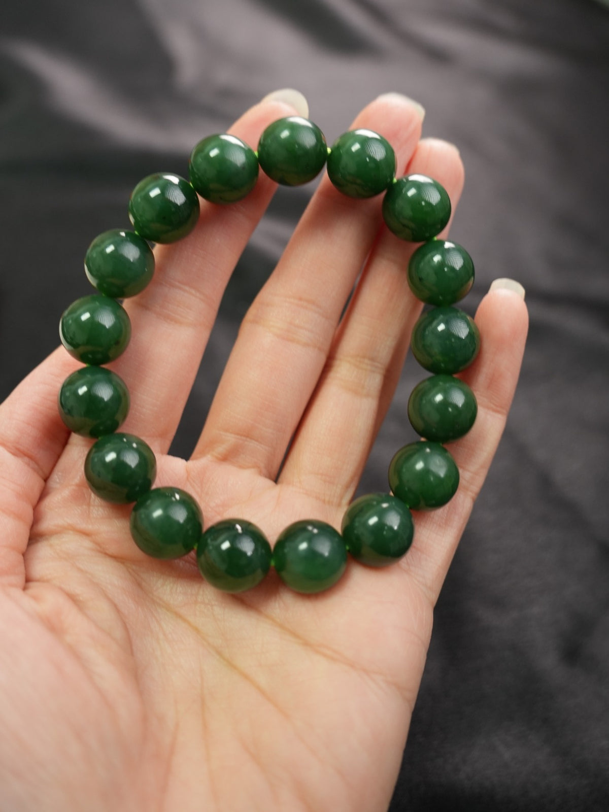 Green Hetian nephrite jade 12 mm bead bracelet XJZZ26092801529, view 674