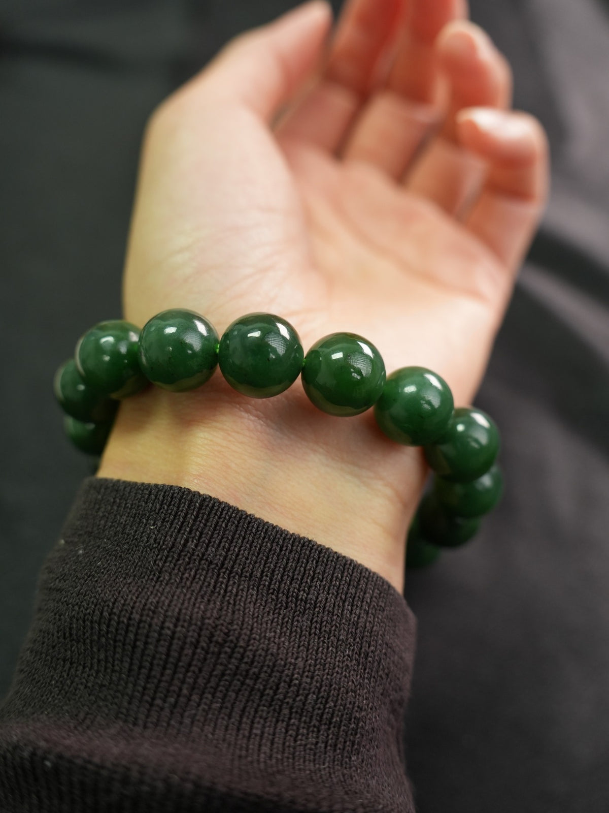Green Hetian nephrite jade 12 mm bead bracelet XJZZ26092801529, view 675
