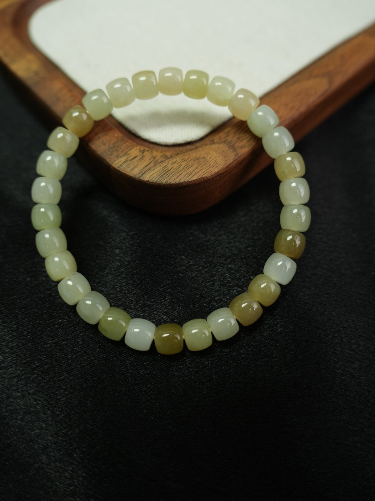 Pale yellow-green Hetian nephrite jade barrel bead bracelet XJZZ26092801554, view 645