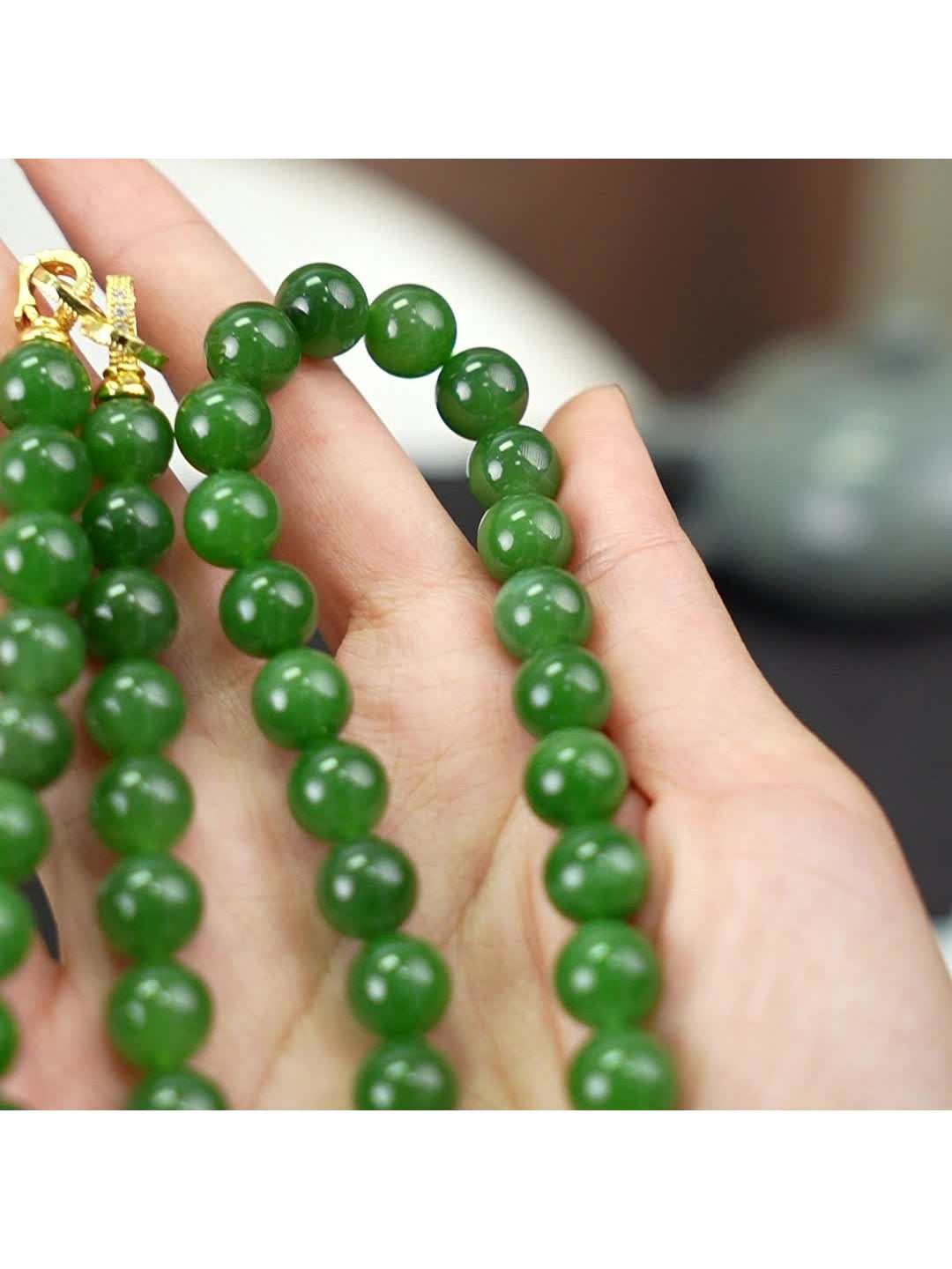 Green Hetian nephrite jade bead necklace B12609024902, actual product detail