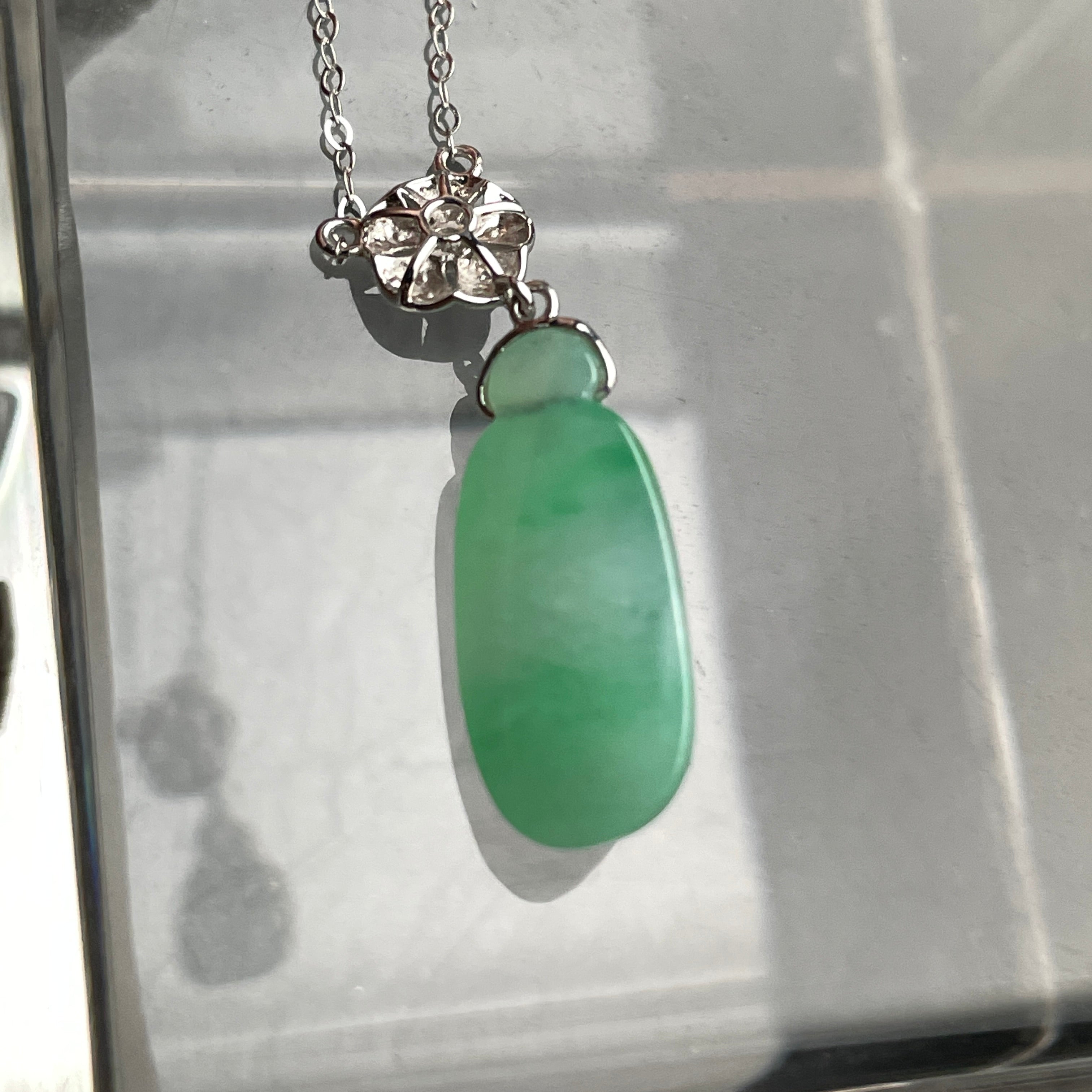 Verdant Drop – Green Jadeite Pendant Necklace