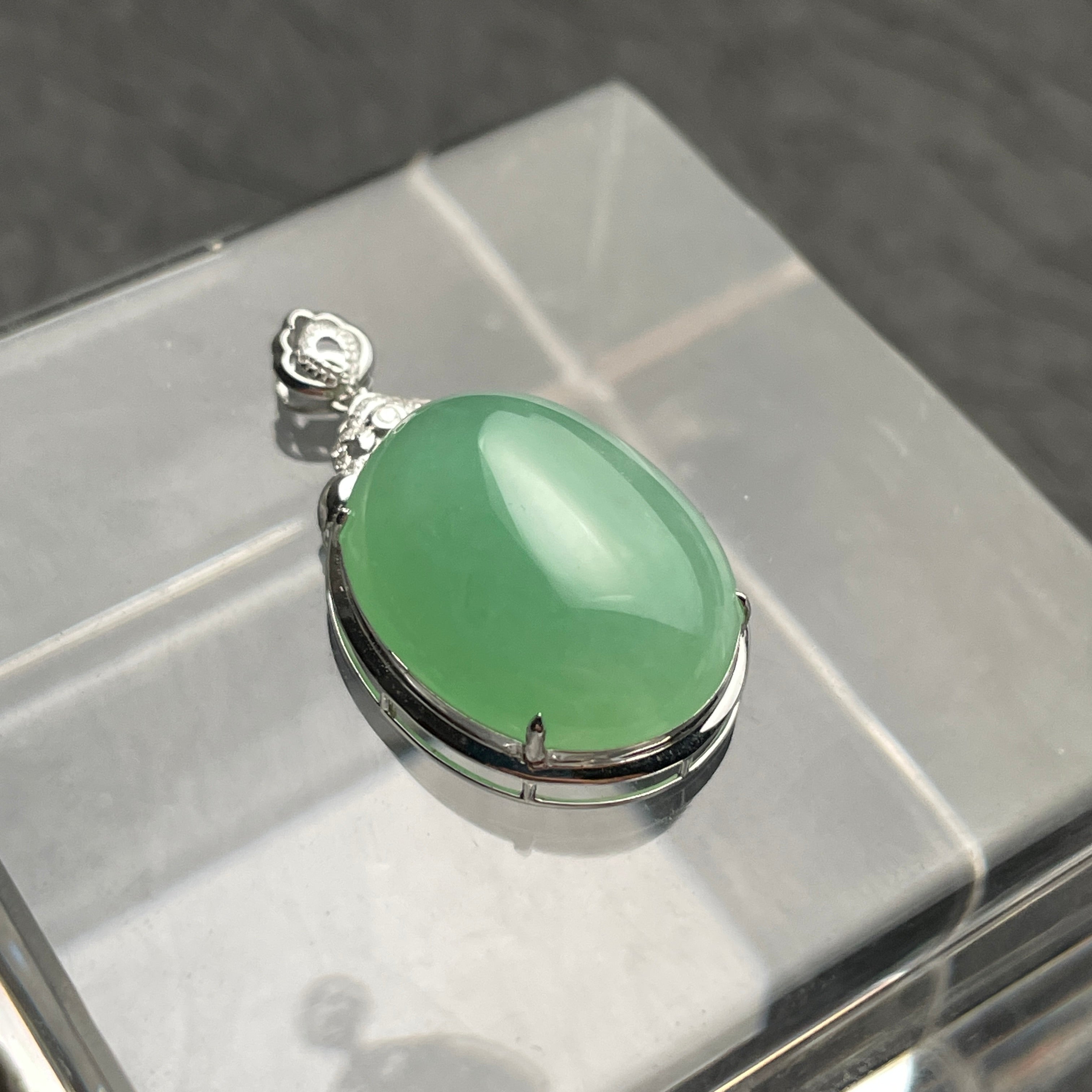 Verdant Oval – Green Jadeite Cabochon Pendant