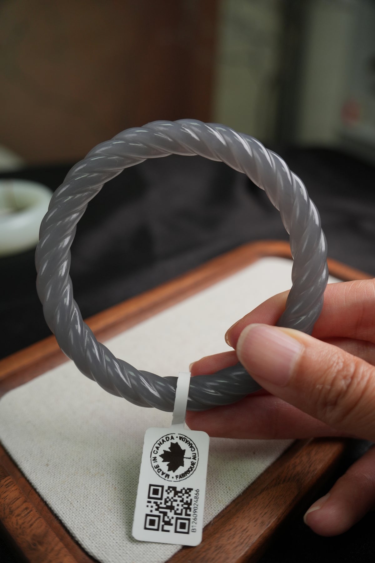 58 mm smoky lavender rope-carved Hetian nephrite jade bangle B12609024866, actual-piece detail view