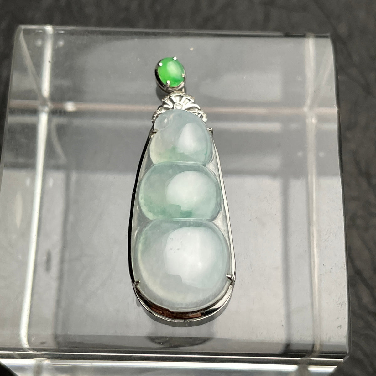 Dew Harvest – Pale Green Jadeite Pea Pod Pendant