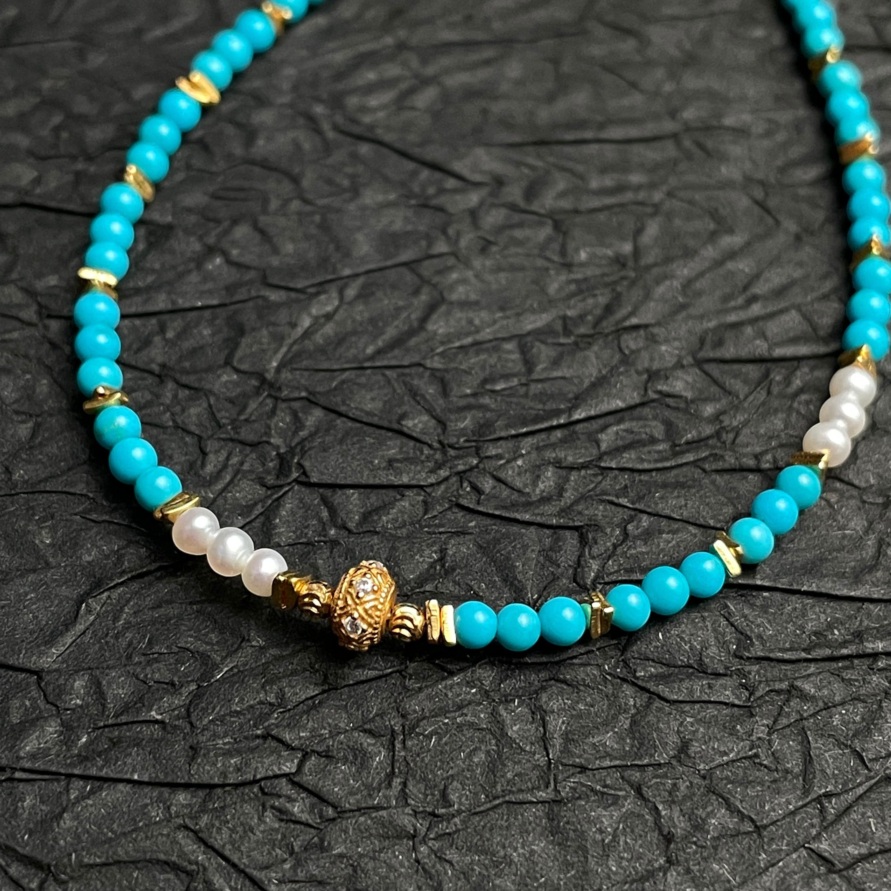 Sylvia Jewelry 蓝绿松石珍珠手链,金色镀层细节,适合日常佩戴
