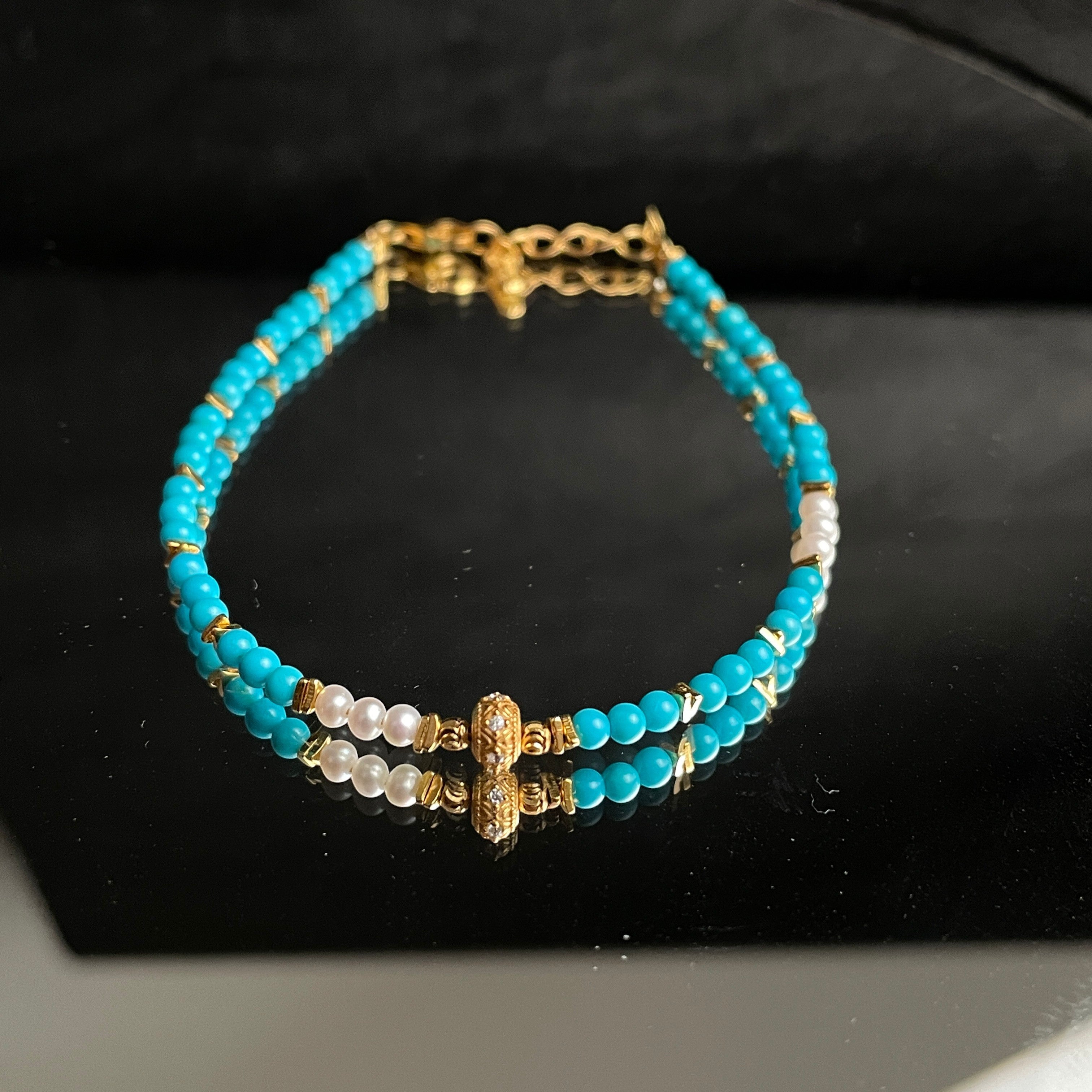 Sylvia Jewelry 蓝绿松石珍珠手链,金色镀层细节,适合日常佩戴