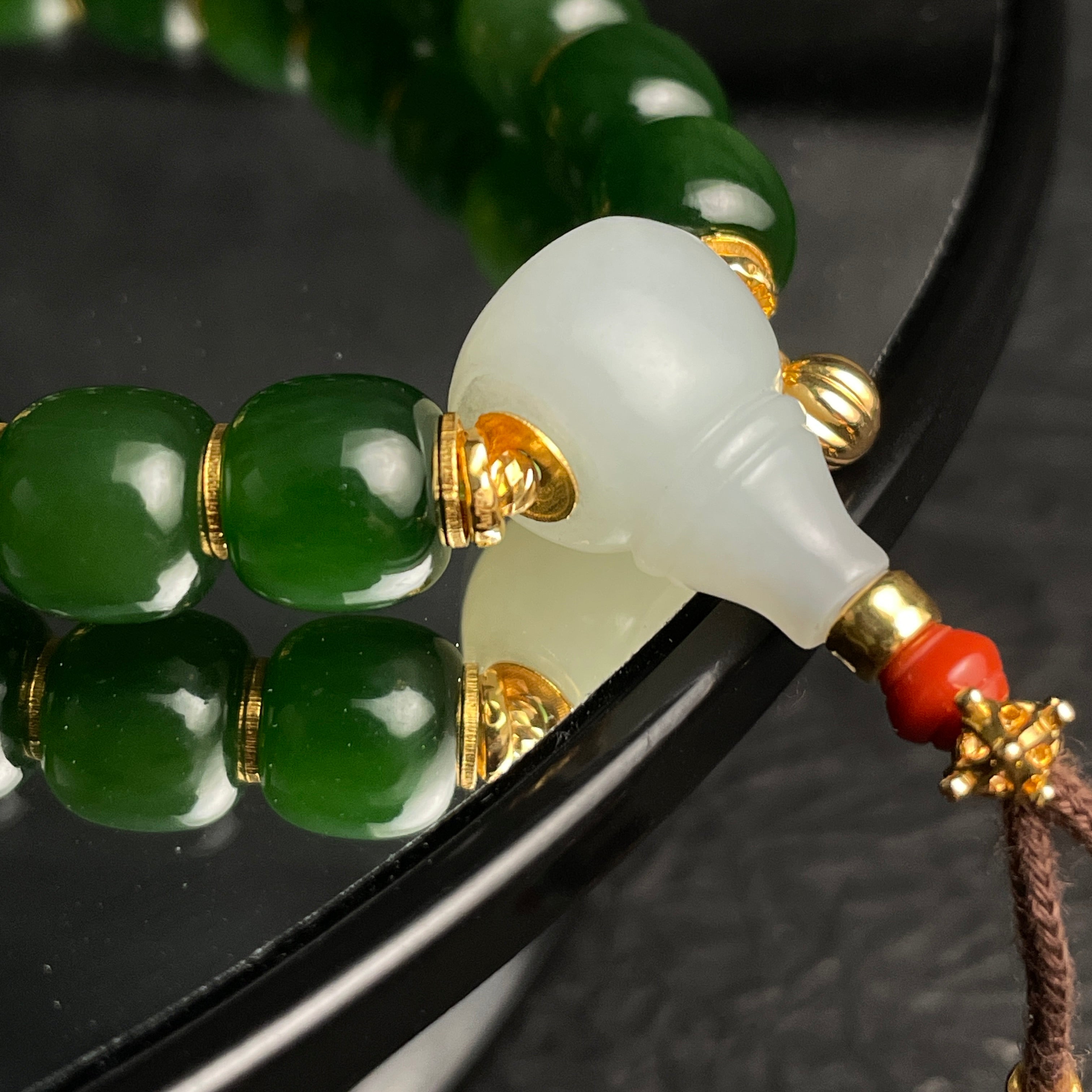 Imperial Harmony – Spinach Green Hetian Nephrite Bracelet with Mutton-Fat White HetianJade San-Tong | 18k Gold