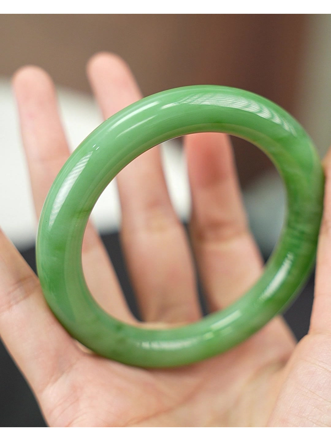 53.5mm green Hetian nephrite jade bangle 2026-100204 angle view