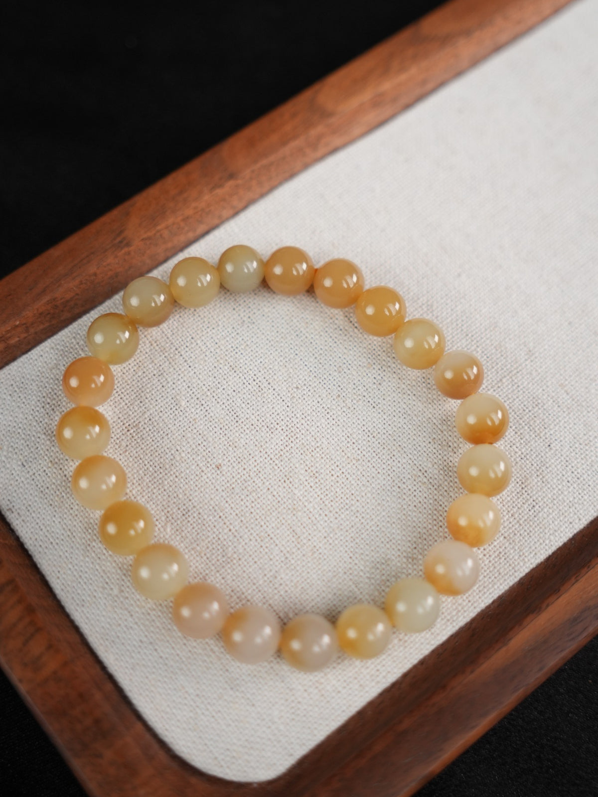 Honey-yellow and cream Hetian nephrite jade 8 mm bead bracelet, DSC00278