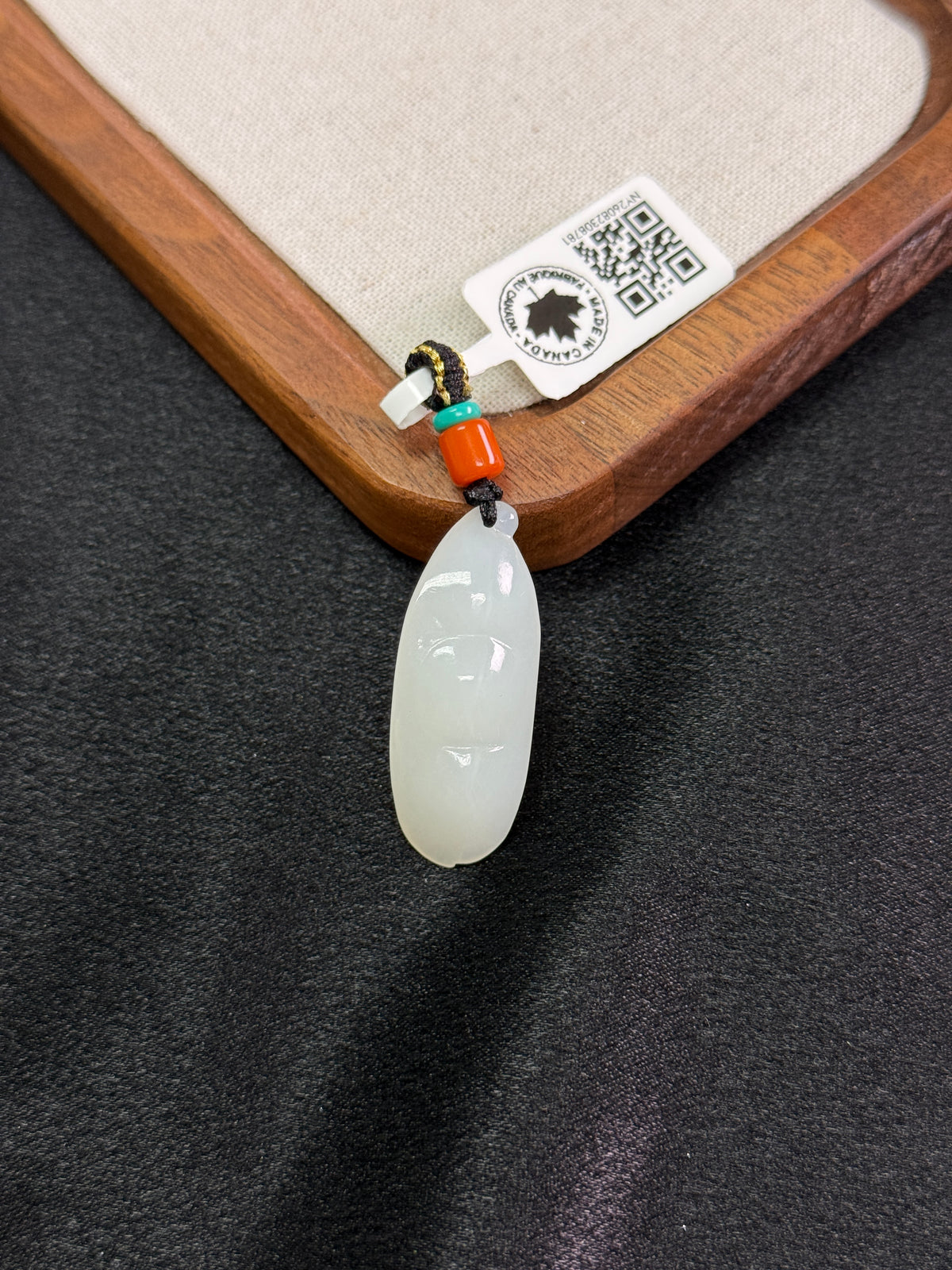 Ivory Harvest – White Pea Pod Pendant | Hetian nephrite jade