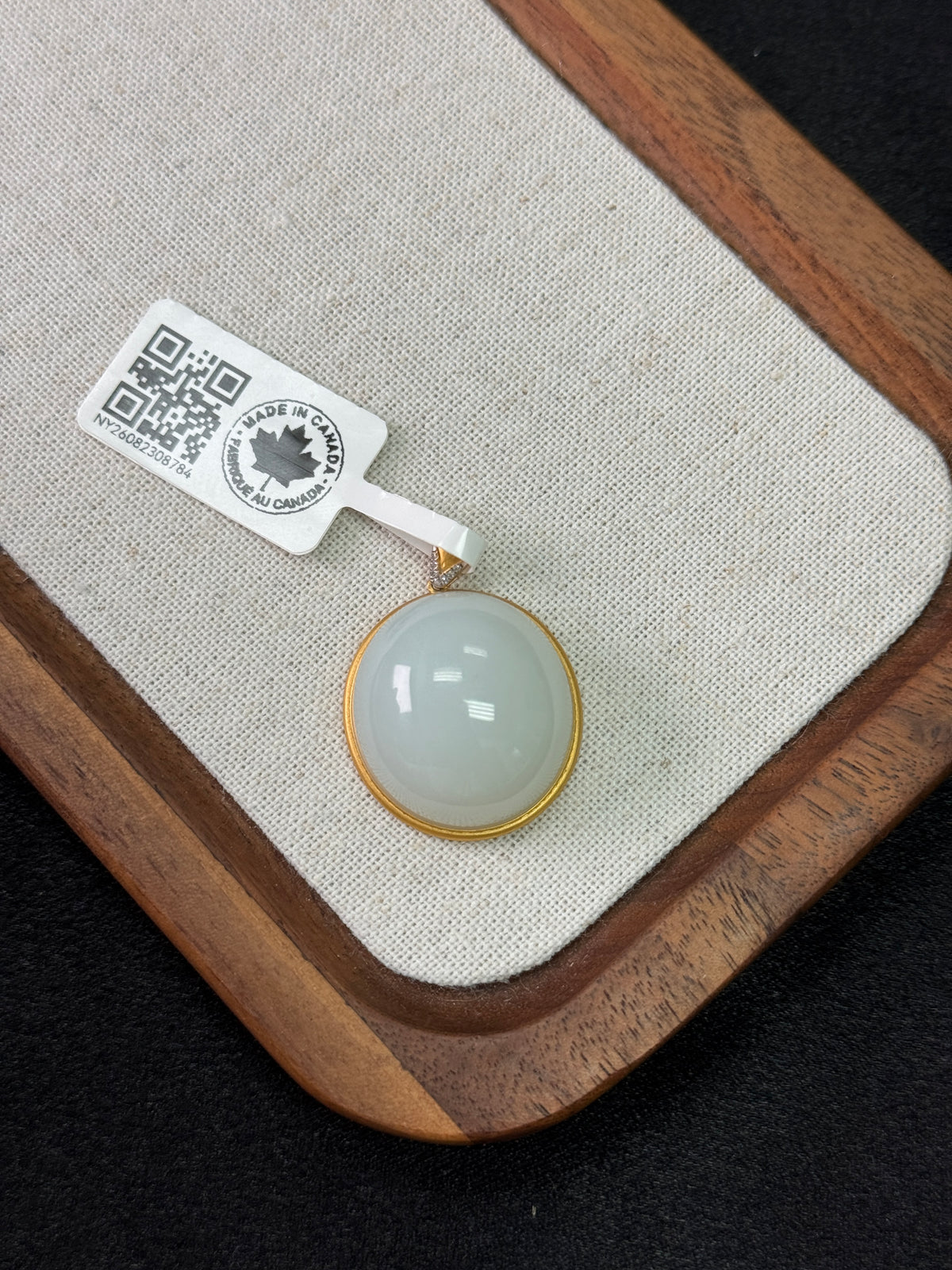 Moonlit Circle – White Round Pendant with 18K Gold | Hetian nephrite jade