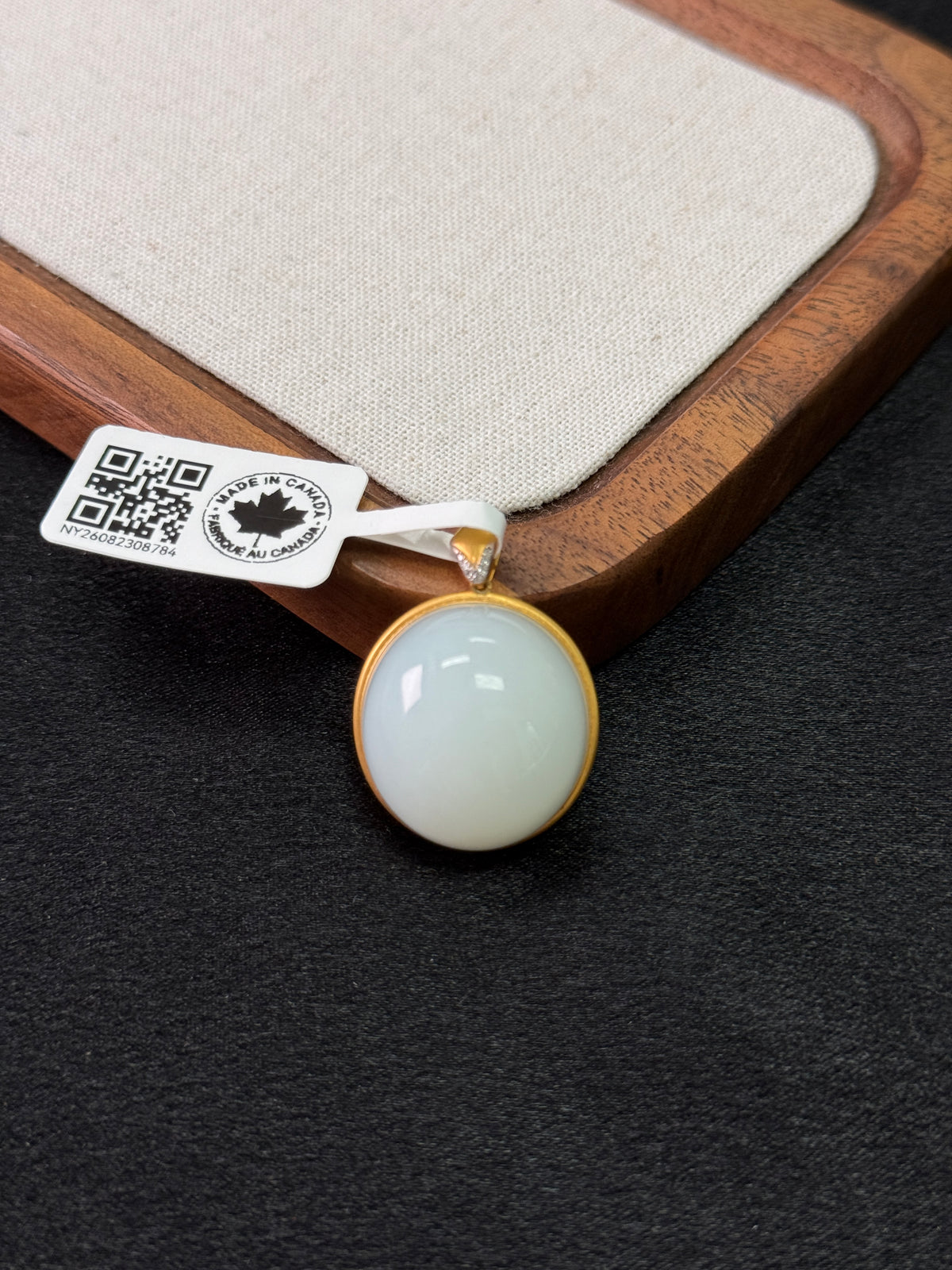 Moonlit Circle – White Round Pendant with 18K Gold | Hetian nephrite jade