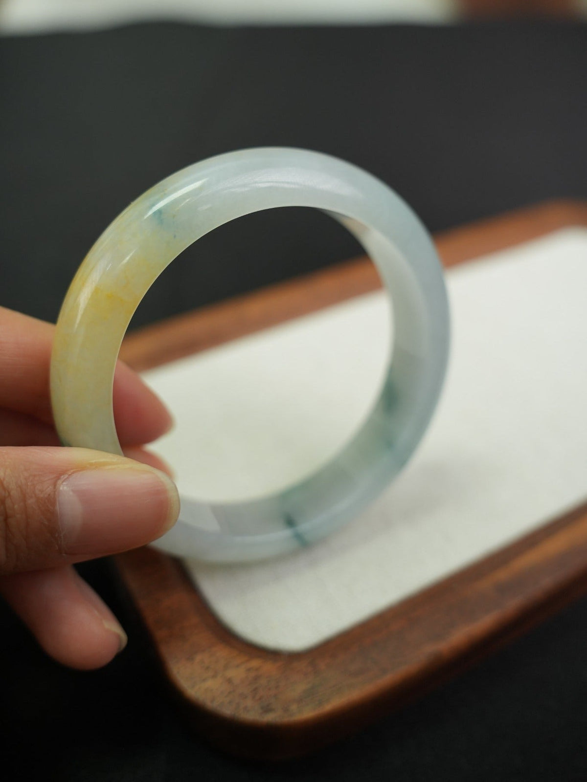 Type A jadeite bangle P2509036069 yellow-detail