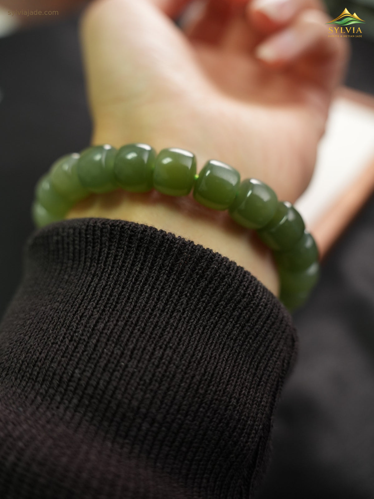 Green gradient Hetian nephrite jade barrel-bead bracelet XJZZ26092801535, DSC00655