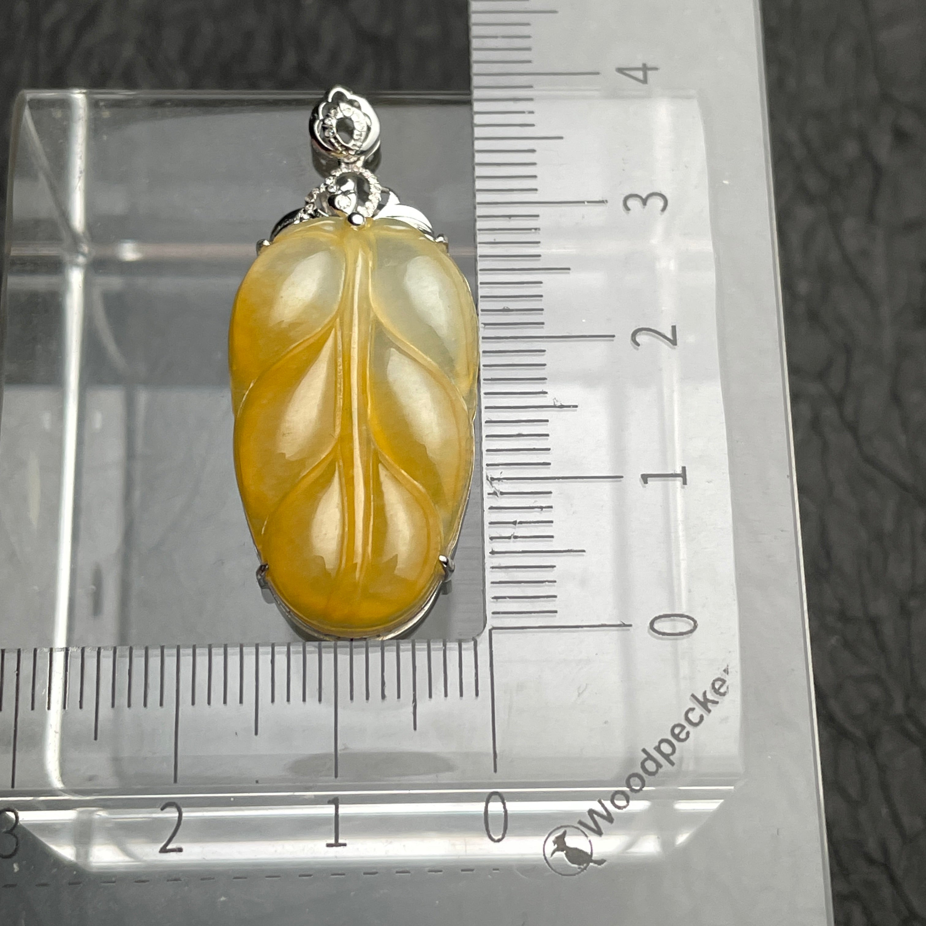 Golden Harvest – Yellow Jadeite Pea Pod Pendant