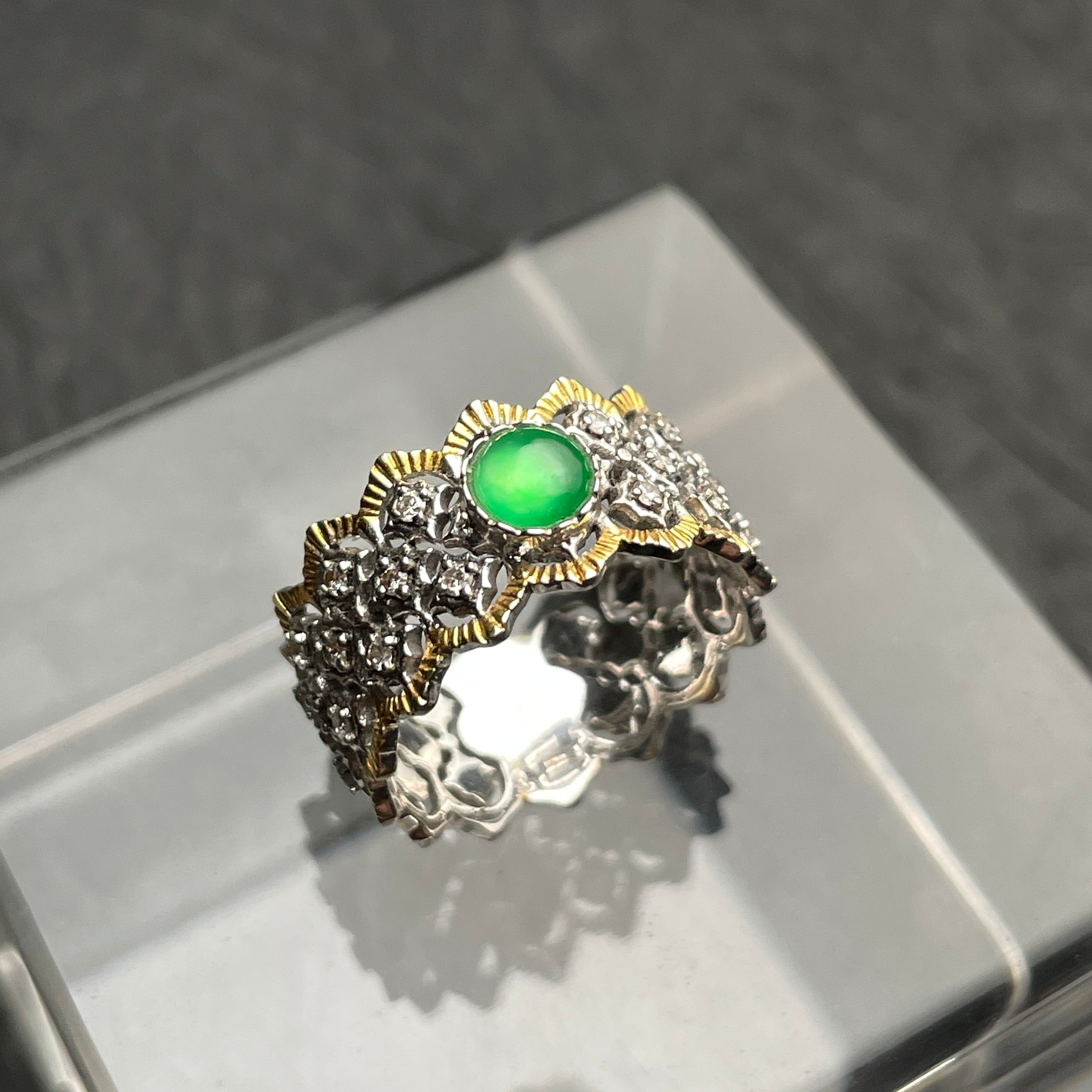 Verdant Grace – Green Jadeite Floral Ring