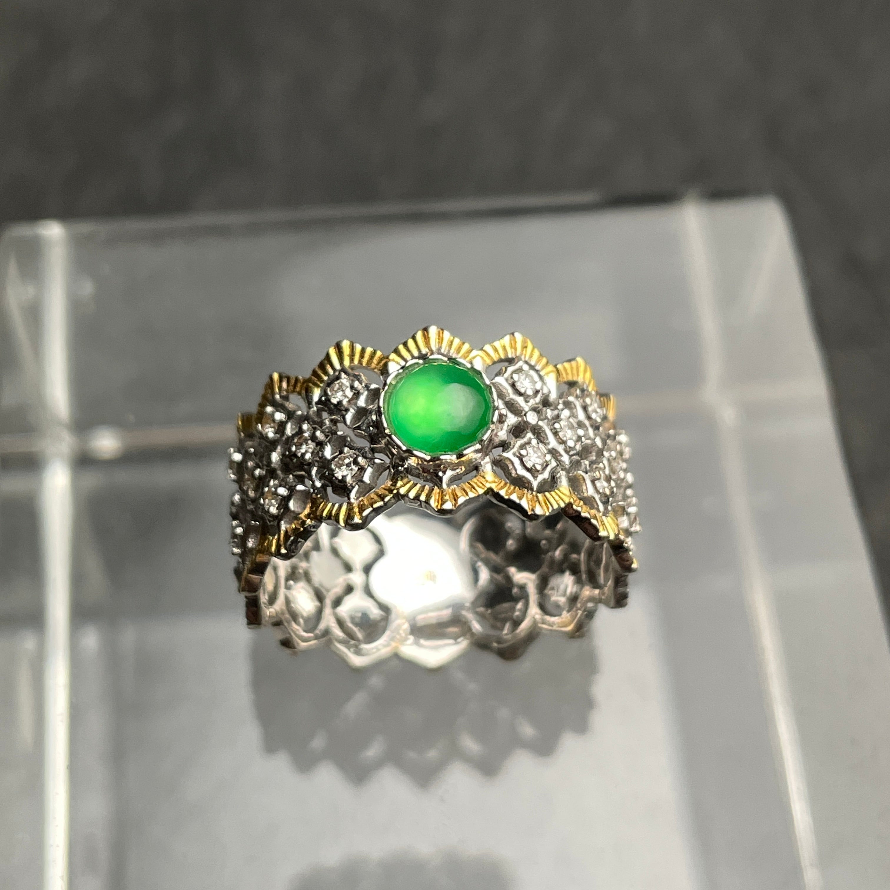 Verdant Grace – Green Jadeite Floral Ring
