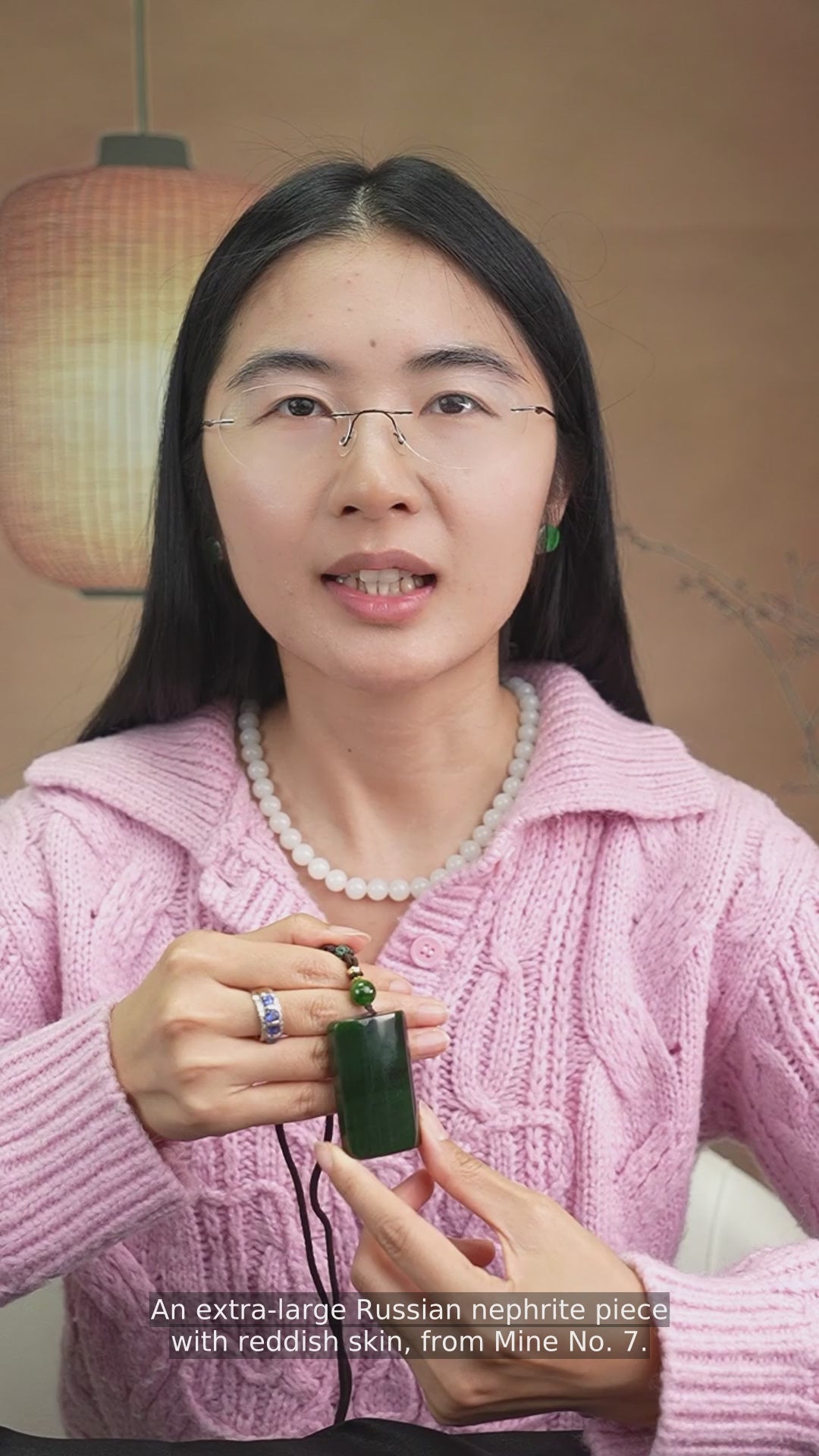 B12609024912 Hetian nephrite jade pendant, Chinese product narration with English subtitles, close-up and wearing views
